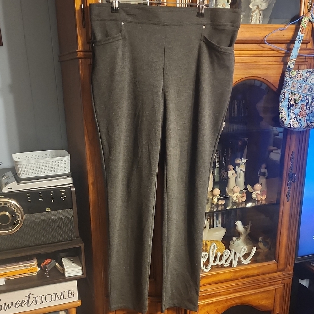 ‼️50%_5+Bundles‼️ Retrology Women's Gray Trousers B7